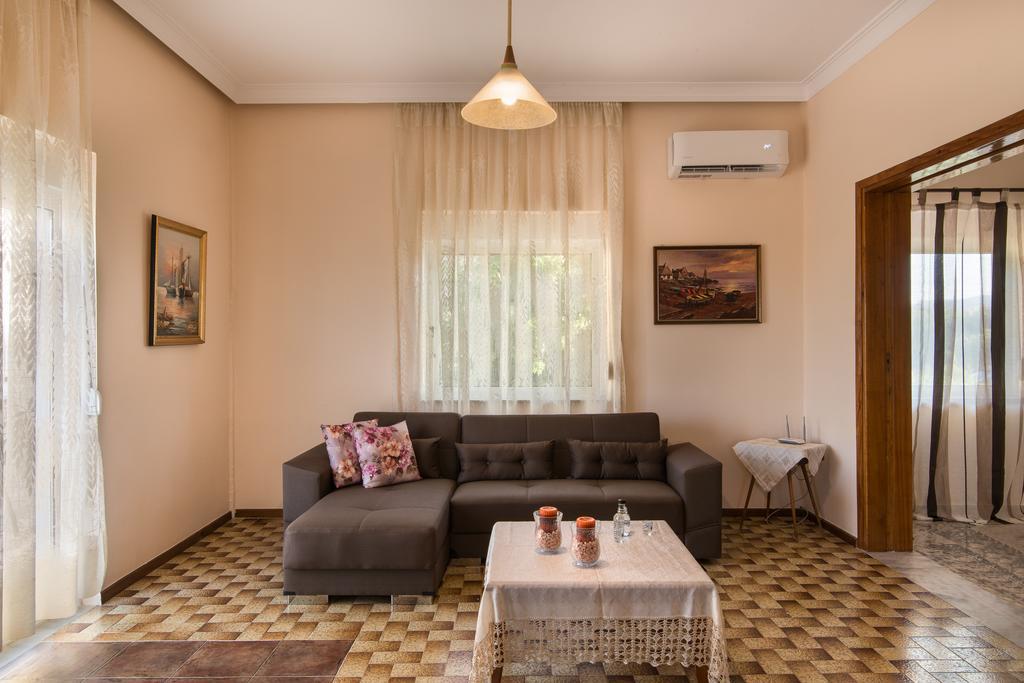 Villa Sirens House Tavronitis Exterior foto